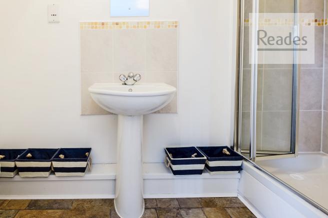 Master en-suite