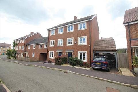 4 bedroom townhouse to rent, Guyana Lane, Newton Leys