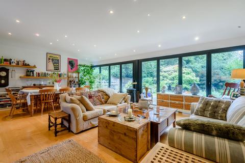 3 bedroom bungalow for sale - Woolmer Hill Road, Haslemere, Surrey