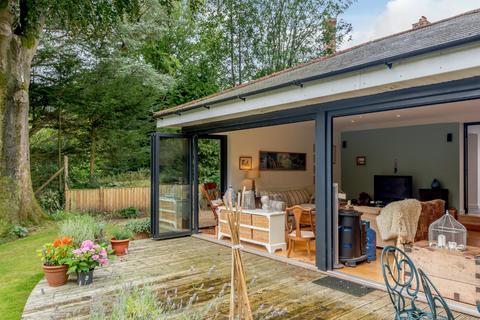 3 bedroom bungalow for sale - Woolmer Hill Road, Haslemere, Surrey
