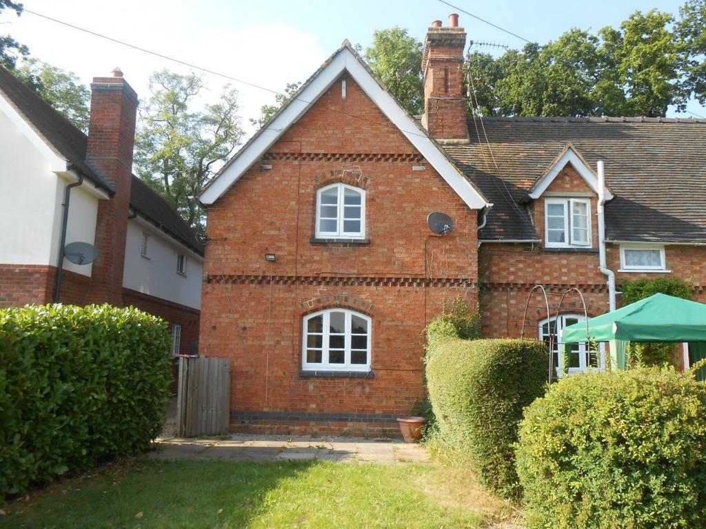 Wistow Road, Newton Harcourt, Leicester, Leicestershire 3 bed house £