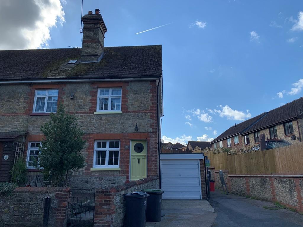 Blacklands, East Malling, West Malling 3 bed end of terrace house £