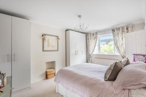 39 Cedars Road, Beckenham, BR3 4JG