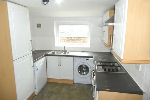 4 bedroom terraced house to rent - Hibbert Street, Rusholme, Manchester