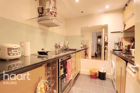 1 bedroom flat to rent, Bourne Place, Chiswick, W4