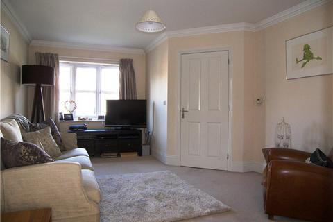 3 bedroom terraced house to rent, Twyford RG10