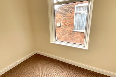 3 bedroom terraced house to rent, 150 De La Pole, Hull HU3