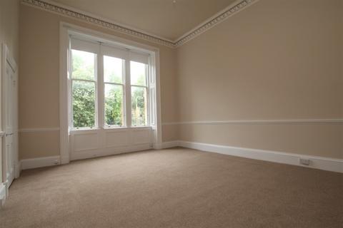 Studio to rent, Crown Gardens, Flat 4, Dowanhill, Glasgow, G12 9HL