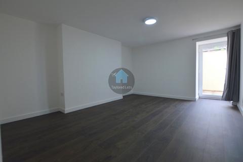 2 bedroom apartment to rent, 2 Shibdon House, Shibdon Road, Blaydon-on-Tyne, NE21 5AE