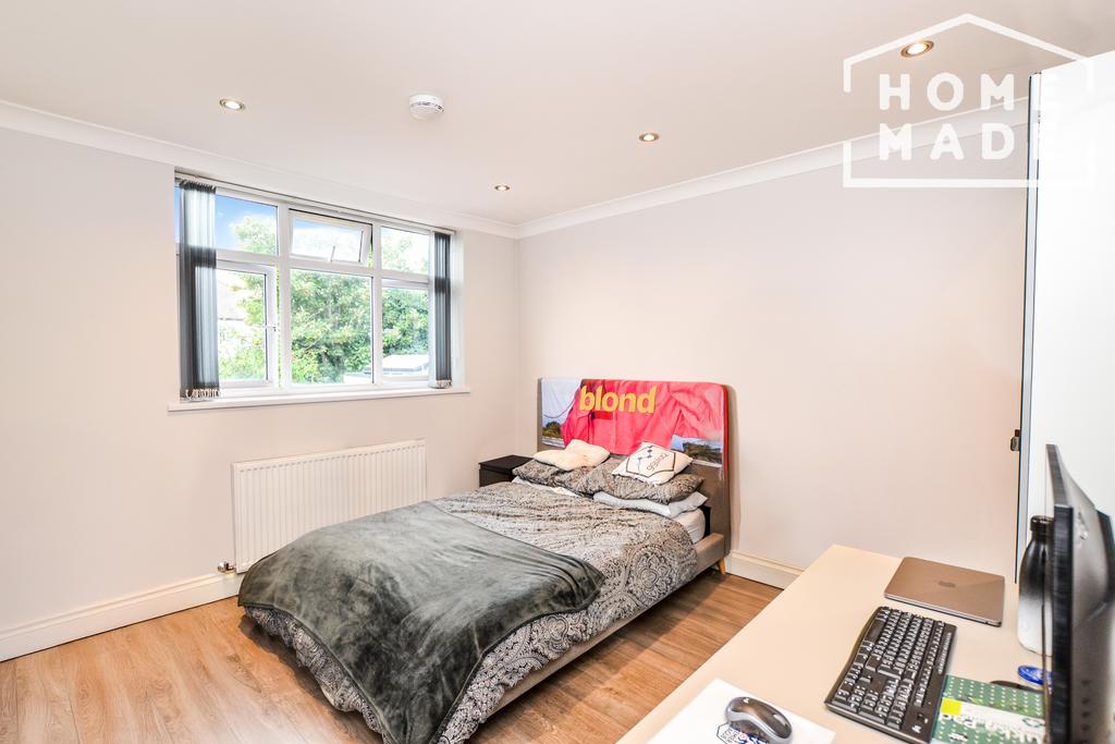 DSC 055017575280321757549904.jpg