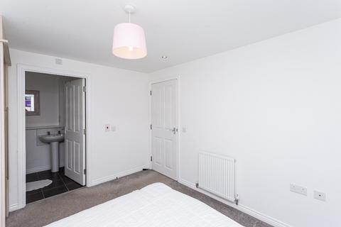 2 bedroom flat to rent, Milligan Drive, Craigmillar, Edinburgh, EH16