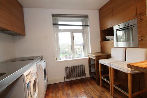 2 bedroom flat to rent, Caledonian Road,  Kings Cross, N1