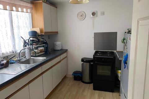 Studio to rent, 24 Hindes Road, Harrow, HA1 1SJ