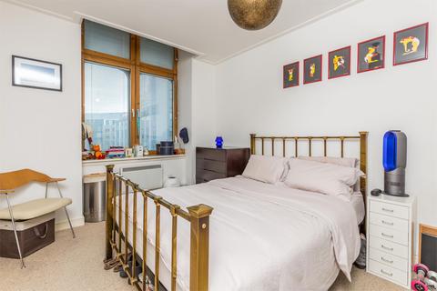 1 bedroom apartment to rent - City Approach, EC1V