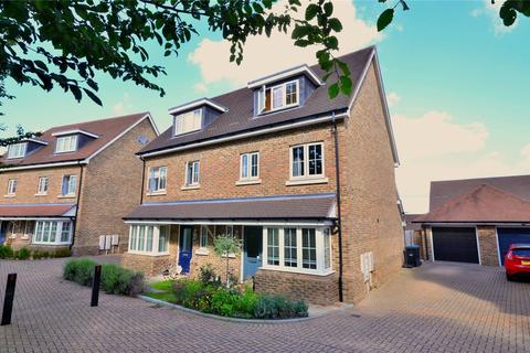 4 bedroom semi-detached house for sale, East Grinstead, West Sussex, RH19