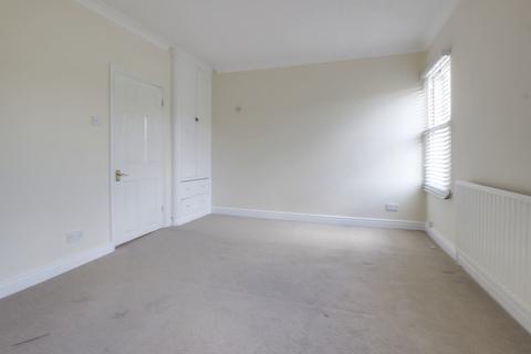 2 bedroom terraced house to rent, Crosshall Road, Eaton Ford PE19