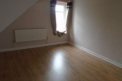 1 bedroom flat to rent, Clive Street, Grangetown, Cardiff, CF11 7HN