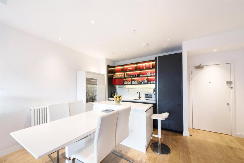 Kitchen/Dining Area