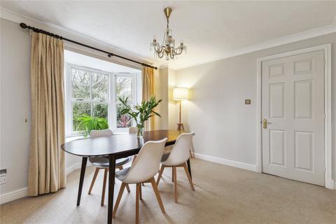 4 bedroom detached house to rent, Sarum Close, Winchester, Hampshire, SO22