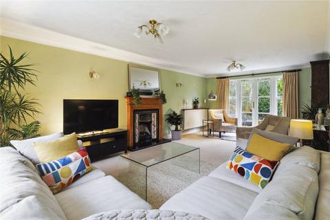 4 bedroom detached house to rent, Sarum Close, Winchester, Hampshire, SO22