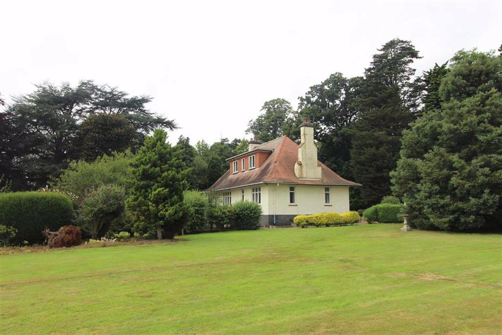Malton Road, Cherry Burton, East Yorkshire 4 bed detached bungalow £450,000