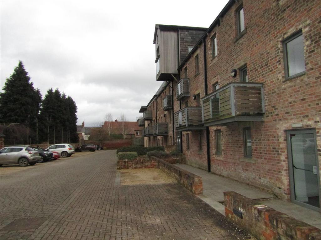 Img 1016.jpg