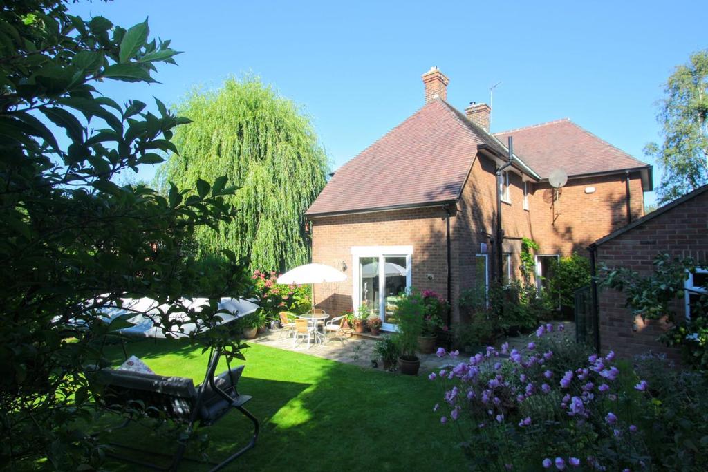 Carmel Gardens, Darlington 4 bed detached house £380,000