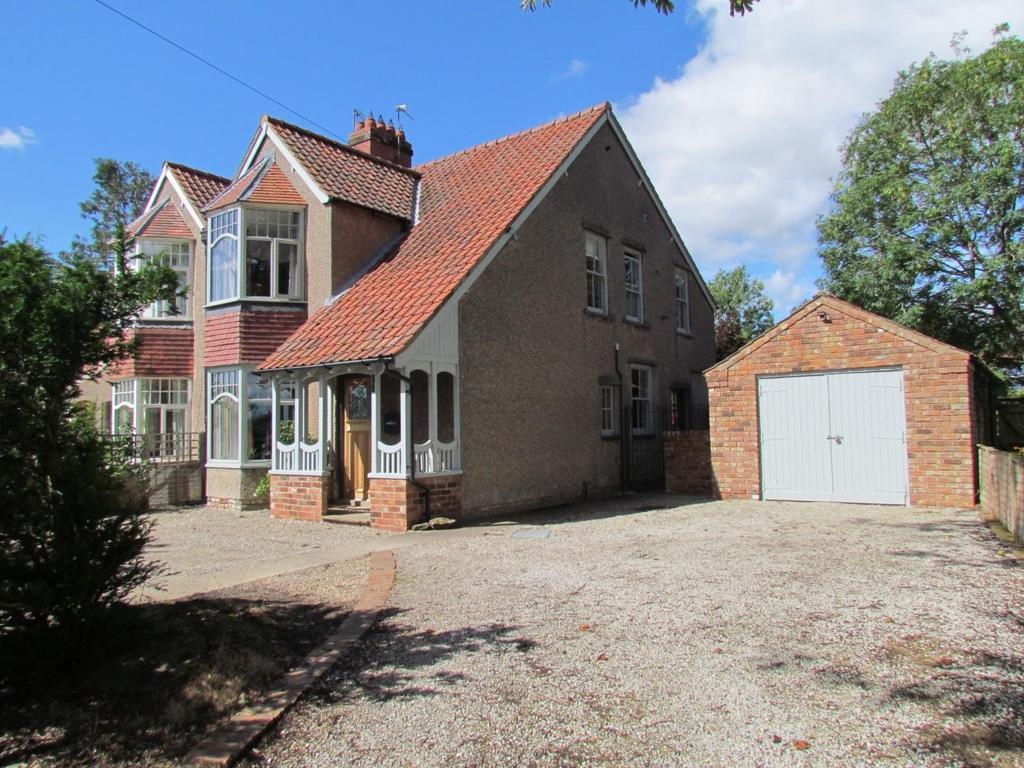 Ings Lane, Kirkbymoorside, YO62 6DN 3 bed semidetached house £305,000