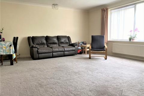 2 bedroom flat to rent, South Sutton
