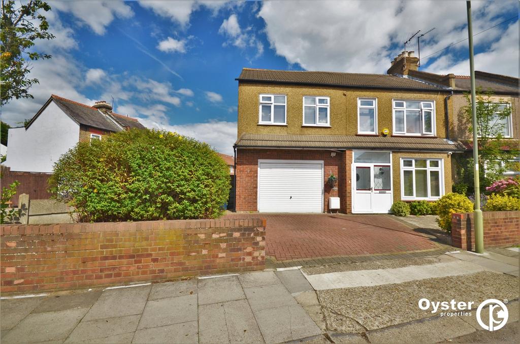 Brunswick Avenue, London, N11 4 bed end of terrace house £625,000