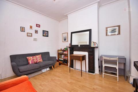 4 bedroom terraced house to rent, Homerton High Street,  Homerton, Hackney, E9