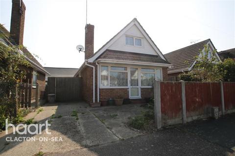 3 bedroom bungalow to rent, Jasmine Way, Jaywick