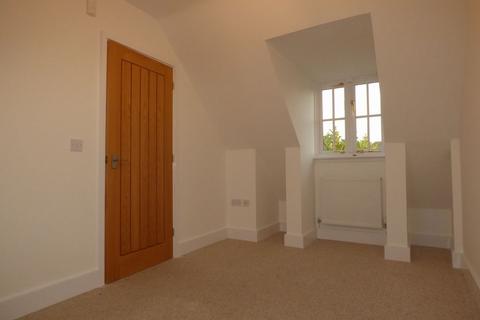 1 bedroom maisonette to rent, High Street, Haddenham, ELY, Cambridgeshire, CB6
