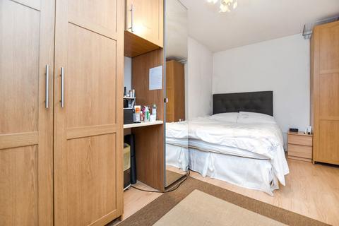 1 bedroom flat to rent, Walm Lane, London, NW2