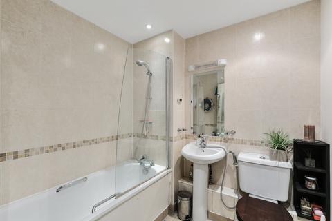 Flat 15, Diamond Court Cherington Road, London, W7 3JL