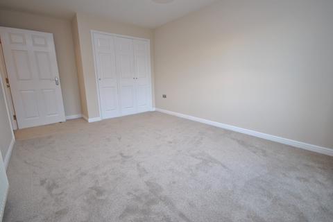 3 bedroom apartment to rent, Chancel Court, Solihull B91