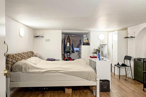 The Vale, Acton W3