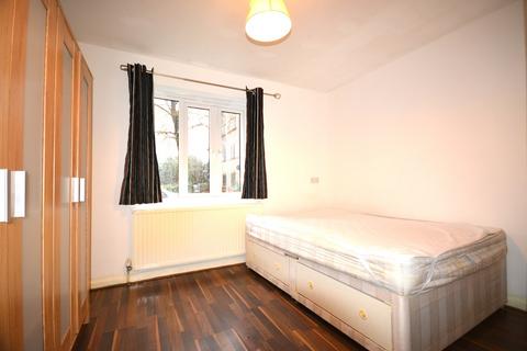 2 bedroom apartment to rent, Sopwith Close, Kingston Upon Thames