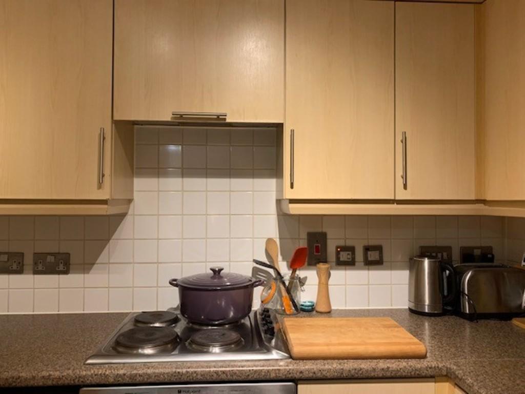 Now in white with ceramic hob
