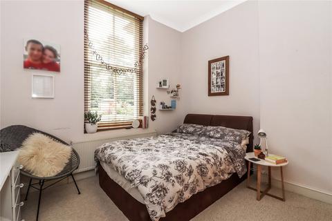 1 bedroom maisonette for sale, Leavesden Court, Abbots Langley, Herts, WD5