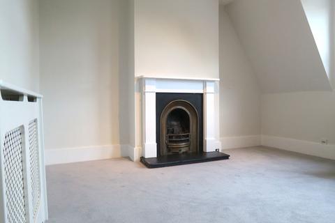 undefined, Crown Road, Twickenham