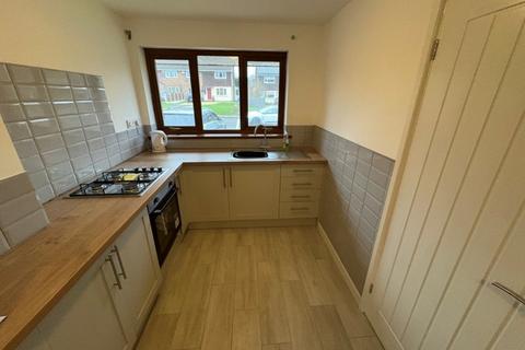 4 bedroom detached house to rent, Old Hednesford Road, Cannock