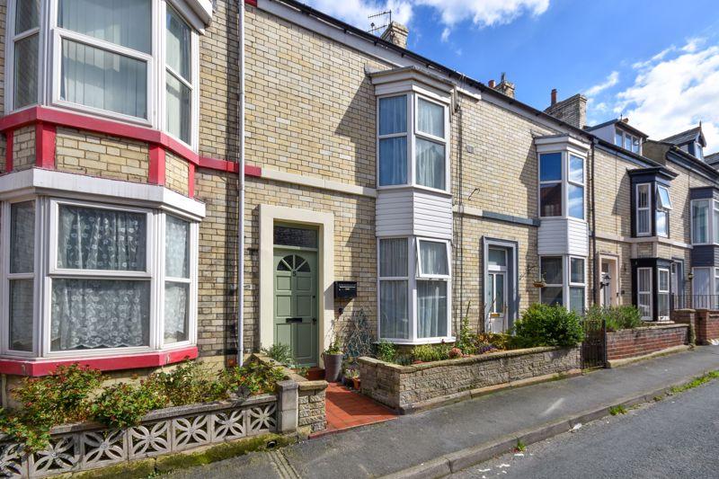 Falcon Terrace, Whitby 3 bed terraced house £169,000