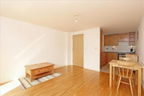 1 bedroom flat for sale, Pershore House, Singapore Road, Ealing, W13