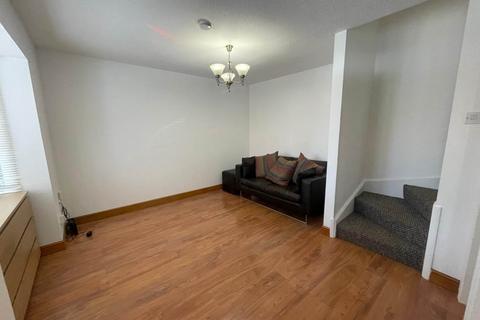 1 bedroom terraced house for sale, Fox Close, Elstree