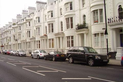 undefined, Gloucester Terrace, Lancaster Gate W2
