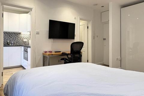 undefined, Gloucester Terrace, Lancaster Gate W2
