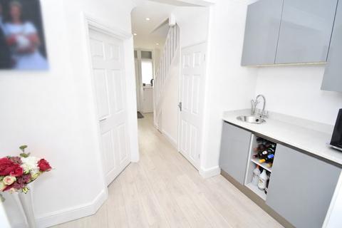 undefined, Dunstable Road, Houghton Regis, Dunstable, Bedfordshire, LU5