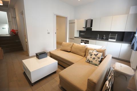 1 bedroom flat for sale, Dalston, E8