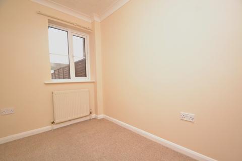 2 bedroom flat to rent - Hamworthy